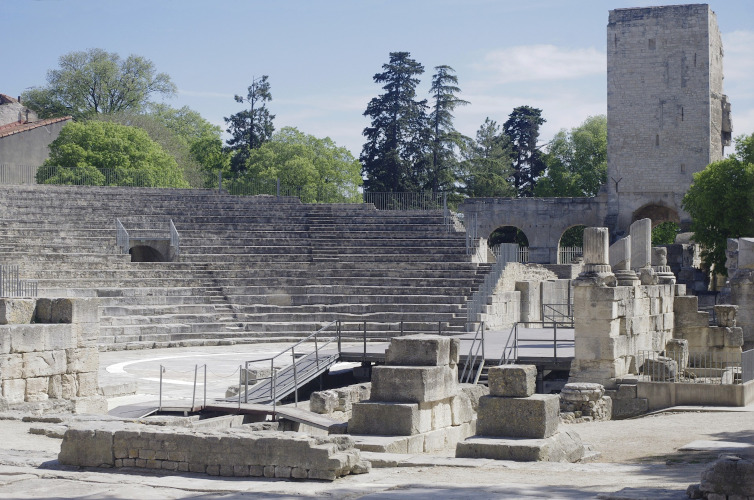 Immagine di reperti romani ad Arles