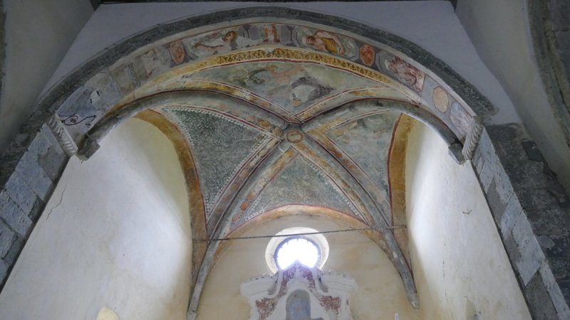 Chiesa della Maddalena, soffitto dell’abside affrescato